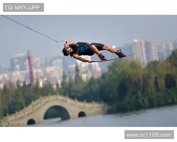 成都极限运动队的边路渗透策略与热点分析探讨